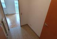 Gemütliche 1-Zimmer-Wohnung mit Balkon im 1. Stock