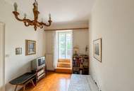 Historisches Zinshaus mit prachtvoller Fassade und grünem Innenhof Nähe Design-Center