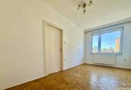 Wohngefühl mit Entwicklungspotential– 2-Zimmer-Wohnung nahe Grünruhelage