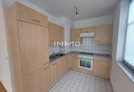 BITTE NUR SCHRIFTLICHE ANFRAGEN Helle 2-Zimmer-Wohnung in der Laudongasse, straßenseitig gelegen