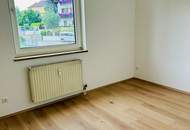 MIETE: Wohnung mit Loggia im Zentrum