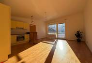 Urban wohnen mit Außenfläche – 2 Zimmer direkt am Hauptplatz