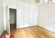 Neuer Preis!! Gut geschnittene 2-Zimmer Wohnung in absoluter Hofruhelage im ersten Stock