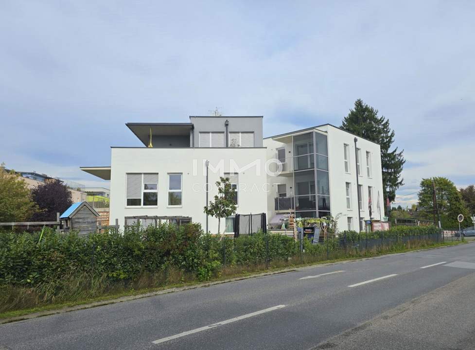 Gefördete 3 Zimmer Wohnung mit Balkon in zentraler Lage - Harter Straße 86 - Top 06