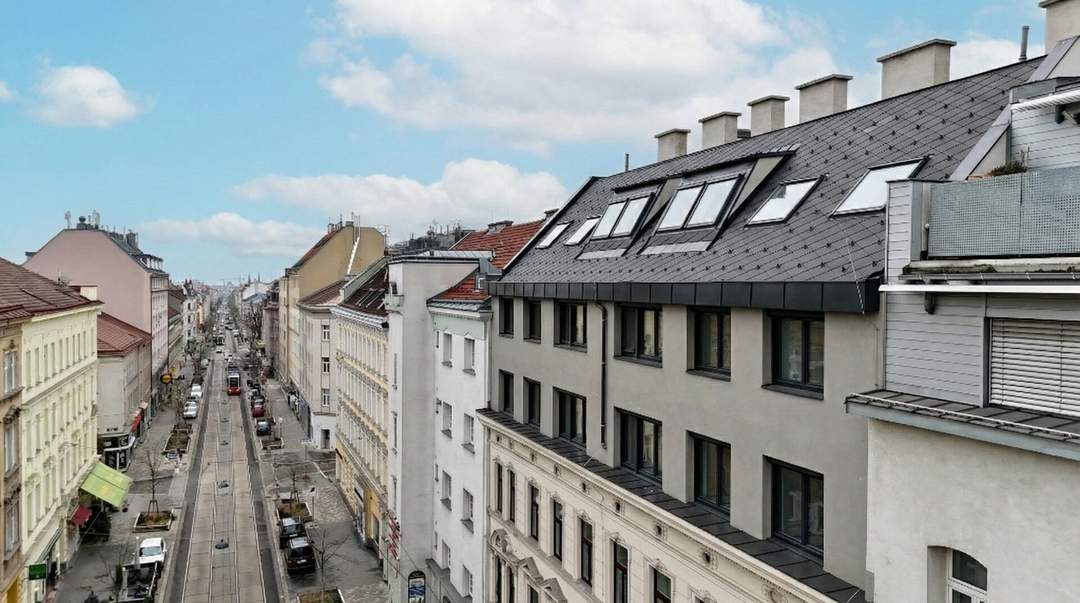 Exklusive DG Wohnung I Möglichkeit mit ca. 40m2 Dachterrasse I U3 & S-Bahn nähe I Erstbezug I