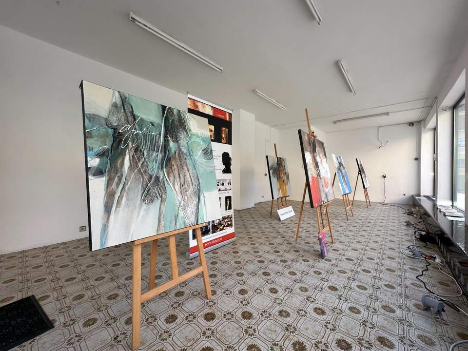 Zentral gelegenes Geschäftslokal zum Mieten!