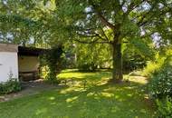 Neu sanierte Stadtwohnung mit Balkon und 650m² Eigengarten