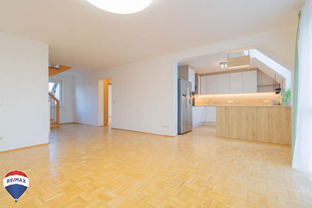 Lichtdurchflutete 4-Zimmer-Wohnung mit Balkon und Dachterrasse in Seiersberg