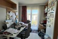 Familienwohnung: Schöne 5-Zimmer-Maisonette-Wohnung mit Balkon und Terrasse direkt an der Donau