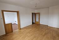 KASERNSTRASSE 19! GÜNSTIGE 2-ZIMMERWOHNUNG!