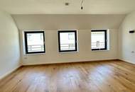 Exklusive Dachgeschosswohnung mit Grün-Blick in Top-Lage - Luxusausstattung