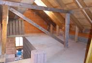 Bauland und Rohbau Wirtschaftsgebäude mit der Möglichkeit der Nutzungsänderung