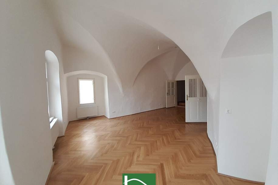 Außergewöhnliche Wohnung in der Fußgängerzone - Herrschaftliches Wohnen im denkmalgeschützten Patrizierhaus! UNBEFRISTET - JETZT ANFRAGEN, Wohnung-miete, 1.199,16,€, 3500 Krems an der Donau(Stadt)