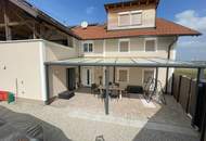 Dachgeschosswohnung mit Loggia und Terrasse