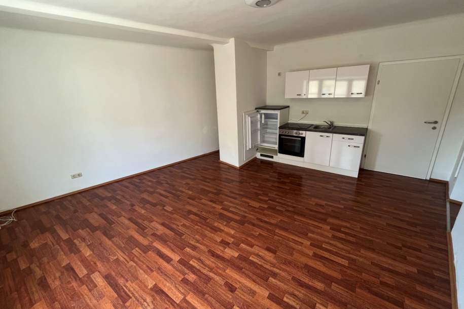 2-Zimmer-Erdgeschosswohnung in Bad Vöslau zu vermieten!, Wohnung-miete, 566,04,€, 2540 Baden