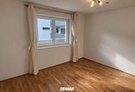 Helle 2 Zimmer Wohnung mit Küche und großem Balkon in der Urfahraner Leonfeldner Straße
