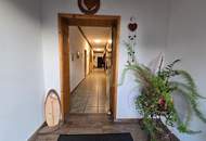 Großes Haus für Visionäre in Aussichtslage (Buschenschank, Weingärten)