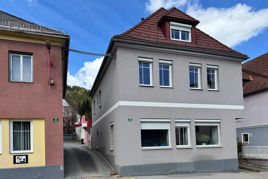 Arbeiten & Wohnen perfekt vereint – Saniertes Einfamilienhaus mit Geschäftslokal und großzügiger Terrasse, Haus-kauf, 8753 Murtal