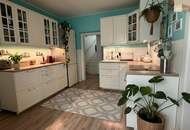 Einfamilienhaus mit Zubau - Tiefgarage und Garten