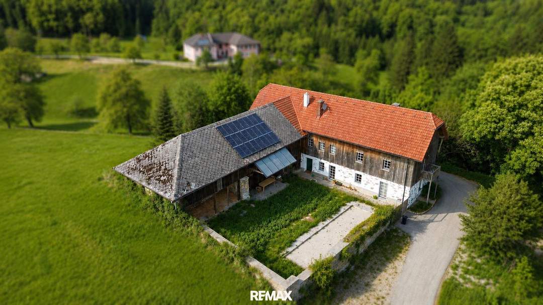 Fast 300m² In einzigartiger Grünruhelage private Pferdehaltung möglich