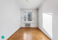 Großzügig Wohnen • Klassisch Genießen! Prächtige 4-Zimmer Wohnung mit Loggia in Innenhof! Raum für Stadtleben und Rückzug!