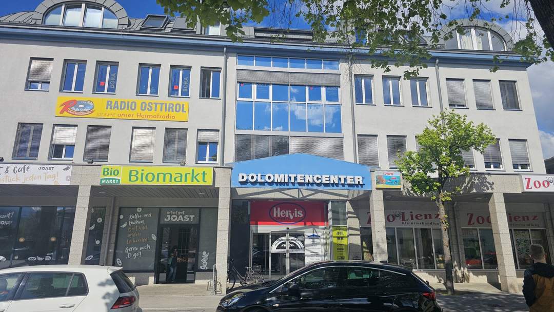 1 A Standort - (teilbare) Geschäftsfläche im Erdgeschoß - top Frequenzlage und Sichtbarkeit