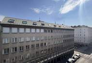 Erstbezug nach Sanierung - Moderne 1 Zimmer Wohnung im Altbau