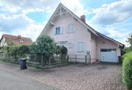 Einfamilienhaus mit Vollkeller samt angebauter Garage und überdachter Terrasse in ruhiger und sonniger Sackgassenlage !