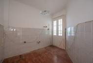 ++NEU++3 Zimmer Altbauwohnung (sanierungsbedürftig) - Umbau-Potenzial