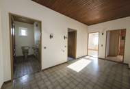 Familienhaus mit großem Garten, Keller und Garage - in toller Lage in 2020 Schöngrabern