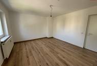 Derzeit in SANIERUNG: sehr attraktive und ansprechende Wohnung in wunderschöner Grünlage! Tolle Raumaufteilung für äußerst flexible Nutzungsmöglichkeiten! 1A-Infrastruktur wird geboten!