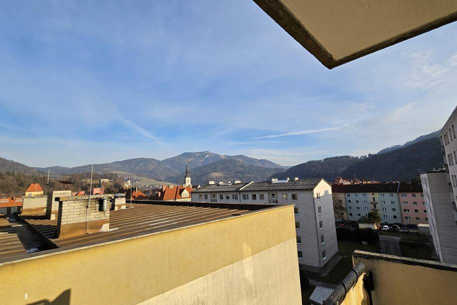 ERSTBEZUG NACH SANIERUNG! MIETE INKLUSIVE BETRIEBSKOSTEN, HEIZKOSTEN UND WARMWASSER!, Wohnung-miete, 1.053,21,€, 8600 Bruck-Mürzzuschlag