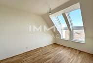 NEU! 2 Zimmer Dachgeschoss inkl. neue Küche und provisionsfrei, Erstbezug