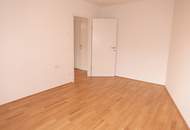 Hofseitige 2 Zimmer Balkon-Neubauwohnung - ERSTBEZUG