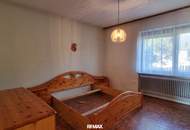 Einfamilienhaus mit großem Grundstück und Teilungsmöglichkeit in Gemeinlebarn