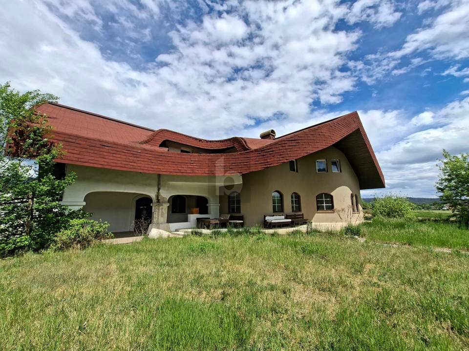 Preisreduktion! ARCHITEKTONISCH EINZIGARTIG