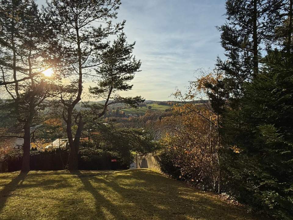 großer Baugrund in Ruhelage, idyllischer Ausblick
