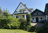 Stilvolles Haus in Bestlage von Wiener Neustadt – Großes Grundstück mit Pool, Altbaumbestand &amp; großer Garage