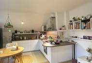 Stilvoll saniert & lichtdurchflutet – 3-Zimmer-Dachgeschosswohnung in Bestlage Mauer | ZELLMANN IMMOBILIEN