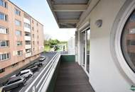 Schöne 1-Zimmer-Wohnung mit Balkon direkt an der Donau