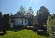 Top gepflegter Bungalow mit idyllischem Garten
