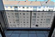 DACHGESCHOSS, INNSTRASSE, 42 m2 Neubau mit 2 m2 Balkon, 2 Zimmer, Komplettküche, Wannenbad, Parketten