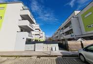 Sofort beziehbar! Neubauwohnung mit neuer Küche, 10m2 Balkon, Parkplatz und Grünblick - Fernwärme