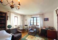 Altehrwürdiges Stadthaus mit Garten und Garage