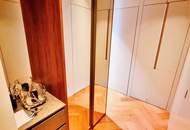 Exklusivität zum Einziehen! Design + Eleganz + Raffinesse + Edle Materialien! TOP-Wohnung in TOP-Lage mit hofseitiger Terrasse! Wünsche werden wahr....