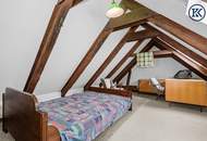 Charmantes Bauernhaus mit großem Grundstück, langgezogenem Hof, 2 Wohnungen und einem Swimmingpool