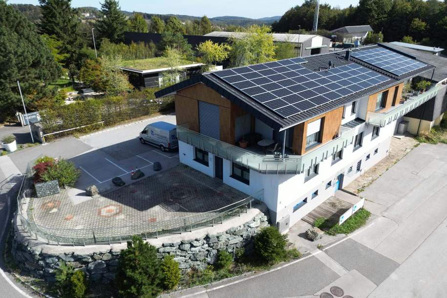 "Neuer Preis" BETRIEBSLIEGENSCHAFT MIT GROSSER WOHNUNG, Gewerbeobjekt-kauf, 1.250.000,€, 3033 Sankt Pölten(Land)