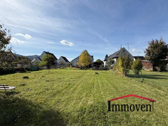 RUHE und SONNE PUR - Ein schöner, sonniger und großzügiger Garten mit Einfamilienhaus!