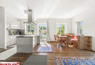 LIEGENSCHAFT IN PÖRTSCHACH MIT BLICK AUF DEN WÖRTHERSEE