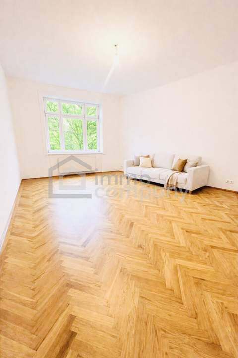 2-Zimmer-Wohnung + Küche im Zentrum von Wien! 4. Bezirk! U1 und U4